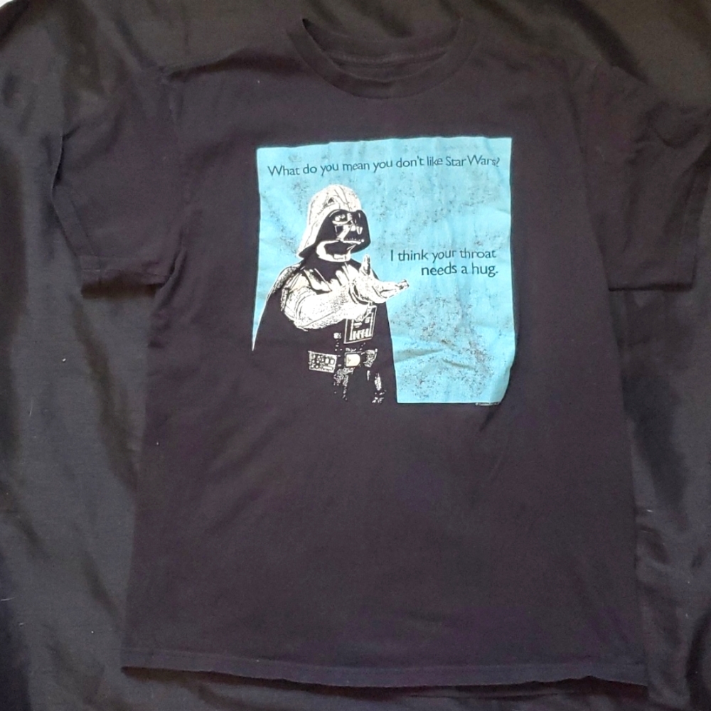 Well loved vintage starwars tee